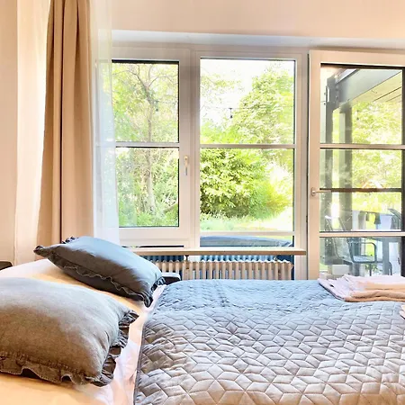 Snug - Design Am Mit Terrasse, Garten Und Seezugang Apartment Worthsee